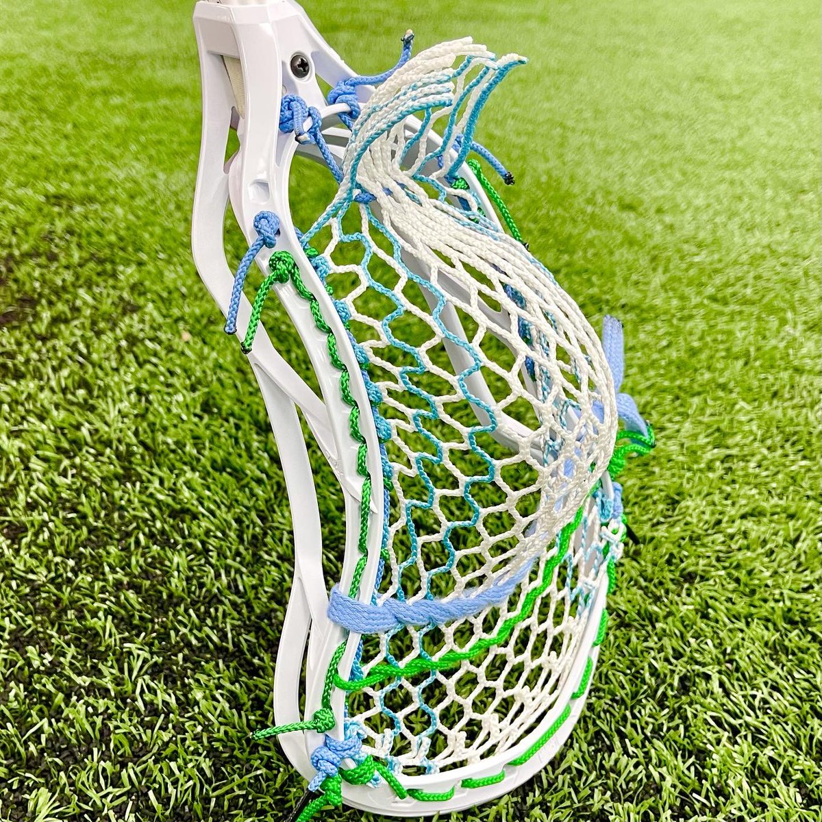 StinsonMellor's tweet photo. New season, new coaching stick.  Meet #prestigeworldwidewidewide @maveriklacrosse  #optik2 with an STX Fibre 2D offset shaft. Great hold, Snappy quick release on shots and passes.  It’s perfect accessory w/ leather gloves, computers,  wrecked yachts and all Catalina Wine Mixers https://t.co/jFaz4Q9BjN
