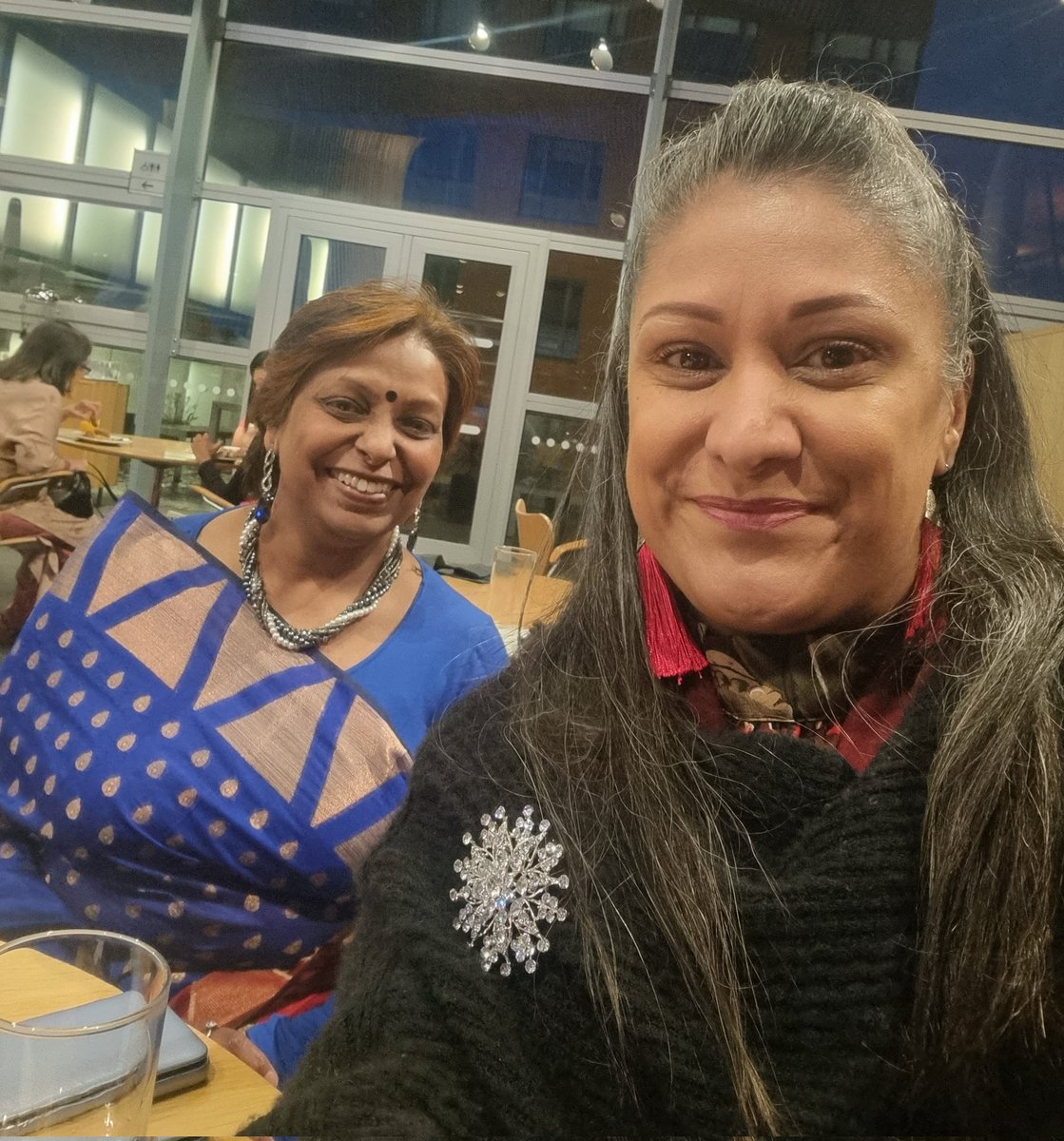 Talking to Tamasree <a href="/KIRANCymru/">KIRAN Cymru</a> on how <a href="/swpgen/">South Wales Police Gender Equality Network</a> can be involved with their Heritage Project...strengthening links with courageous, bold Women from all backgrounds, connecting through the Arts 🎭 ^kc