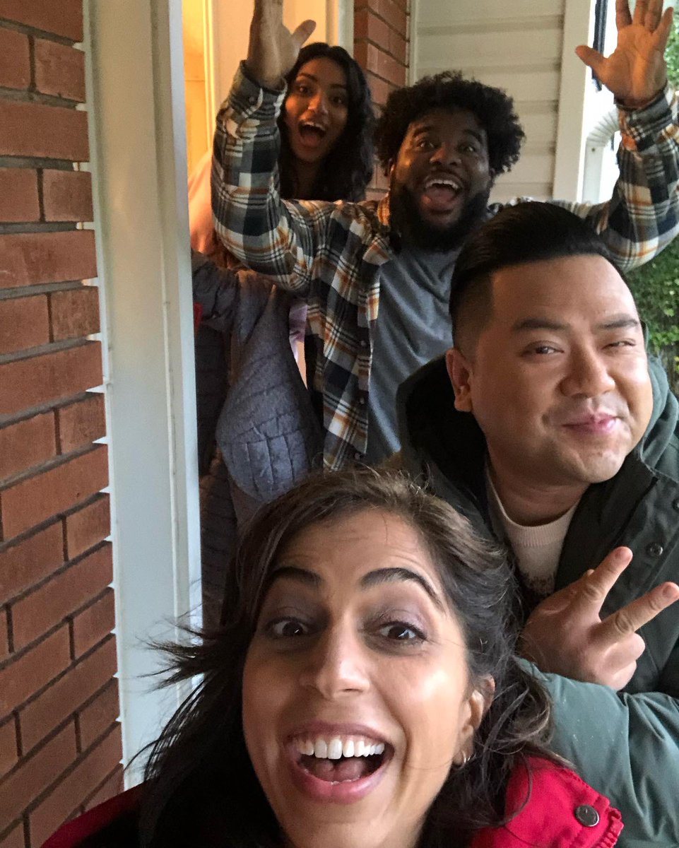 Run The Burbs tweet media