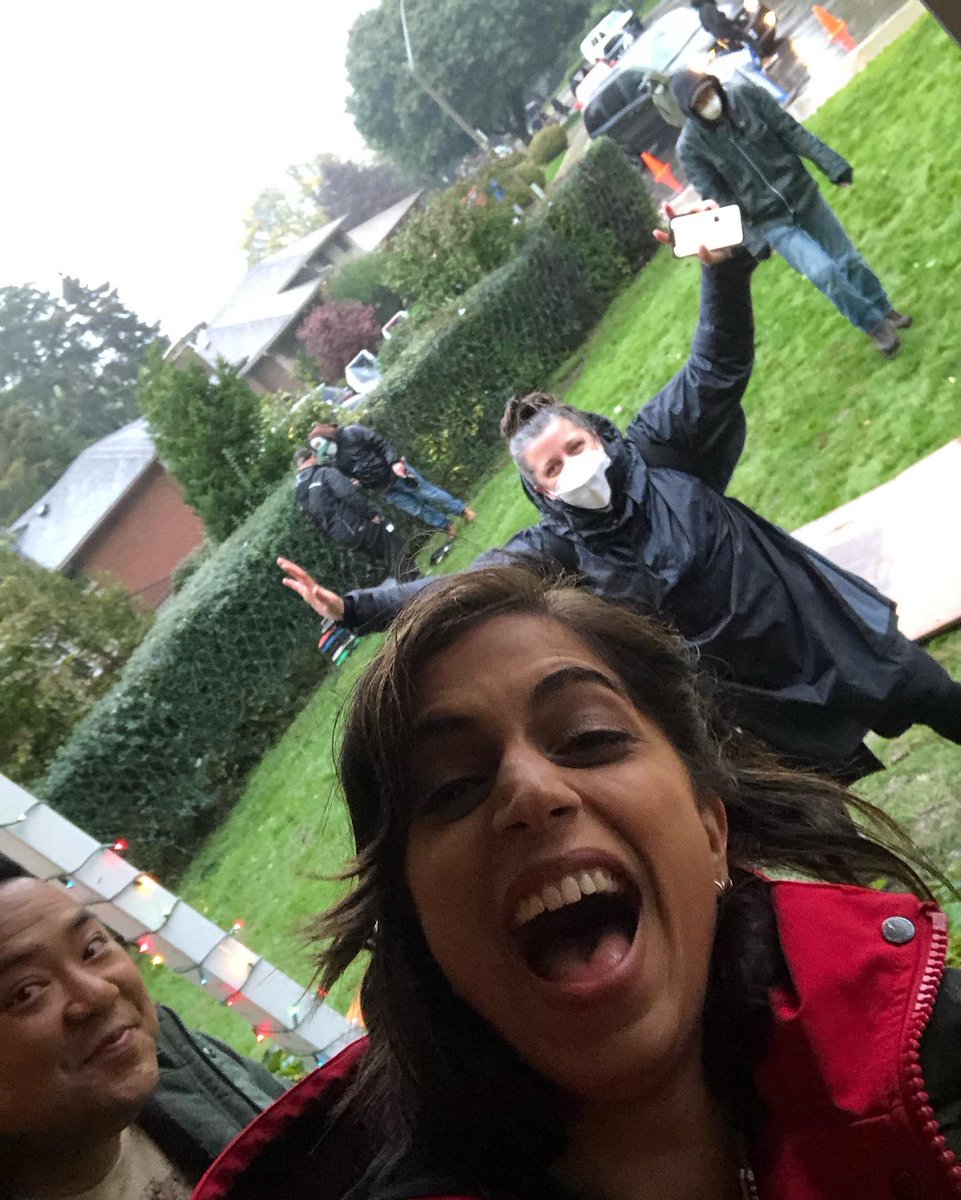 Run The Burbs tweet media