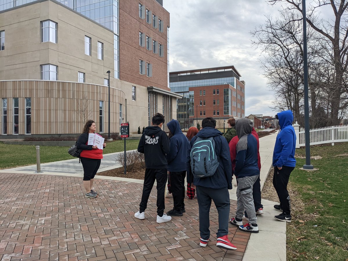 AnastasiaGamino's tweet photo. Our AVID Excel scholars enjoyed exploring the campus at Ball State University today! #MSDWT4equity #Avid https://t.co/Urp9R3odOm