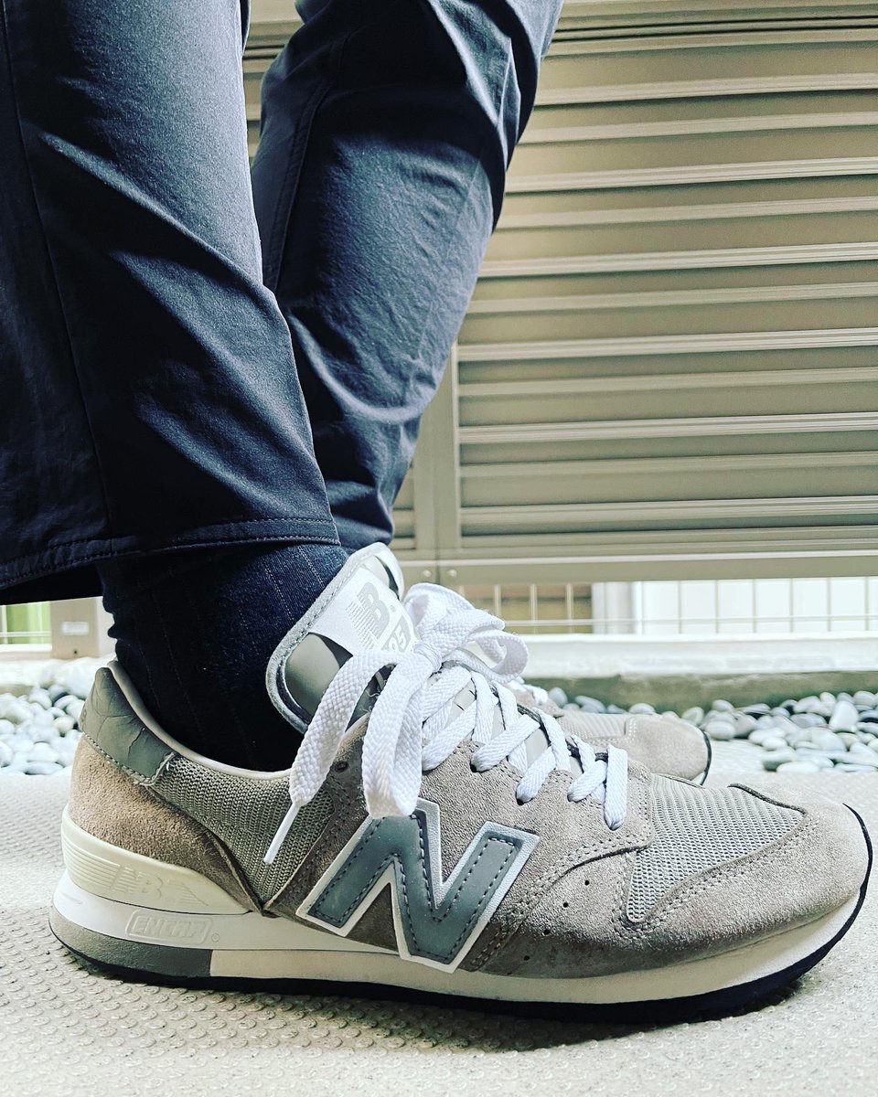 pakusako's tweet photo. さて…早めに行って準備しますか…
おはようございます🌤
#ニューバランス
#newbalance
#M995GR
#M995
#パタゴニア
#patagonia
#マーガレットハウエル
#margarethowell https://t.co/P2vKV8Vc3I