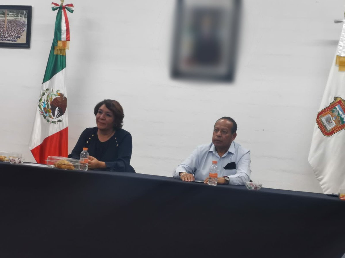 Alfonso64922707's tweet photo. Visita de asesoría y acompañamiento del equipo de la Dirección de Inclusión y Apoyo Educativo, a los #CAM, #USAER y a los #CEAJA adscritos a la región Ecatepec. #SREBE 
@geramonro05 
@TinocoGRogelio @ArturoH19772369 @AnastasiaVega21 https://t.co/Cc4rxZnRq6