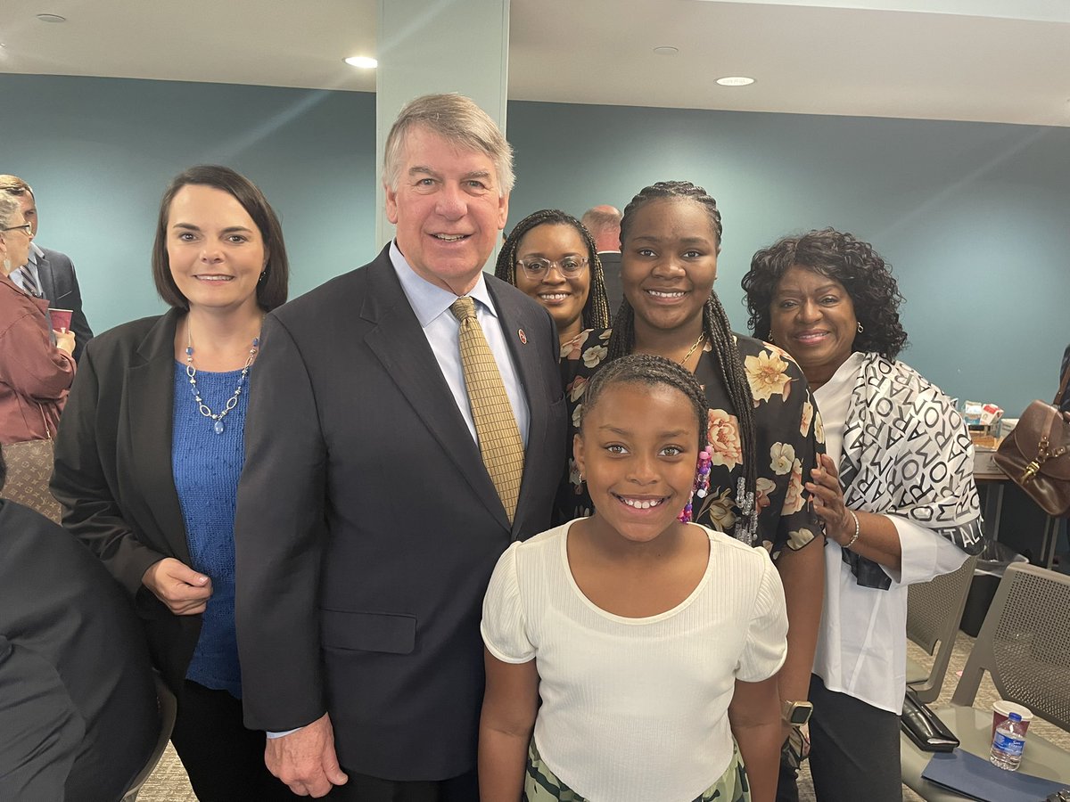 Great to meet with legislators today during BGC Day on the Hill 2022! #BGCTNAllianceDayontheHill <a href="/BGC_TN/">BGCs in Tennessee</a> <a href="/MasseyForSenate/">Becky Duncan Massey</a> <a href="/RustyCroweTN/">Rusty Crowe</a> <a href="/SenEdJackson/">Ed Jackson</a> <a href="/DaleCarrTN/">State Rep. Dale Carr</a> <a href="/BGCSmokyMtns/">BGC Smoky Mtns</a>