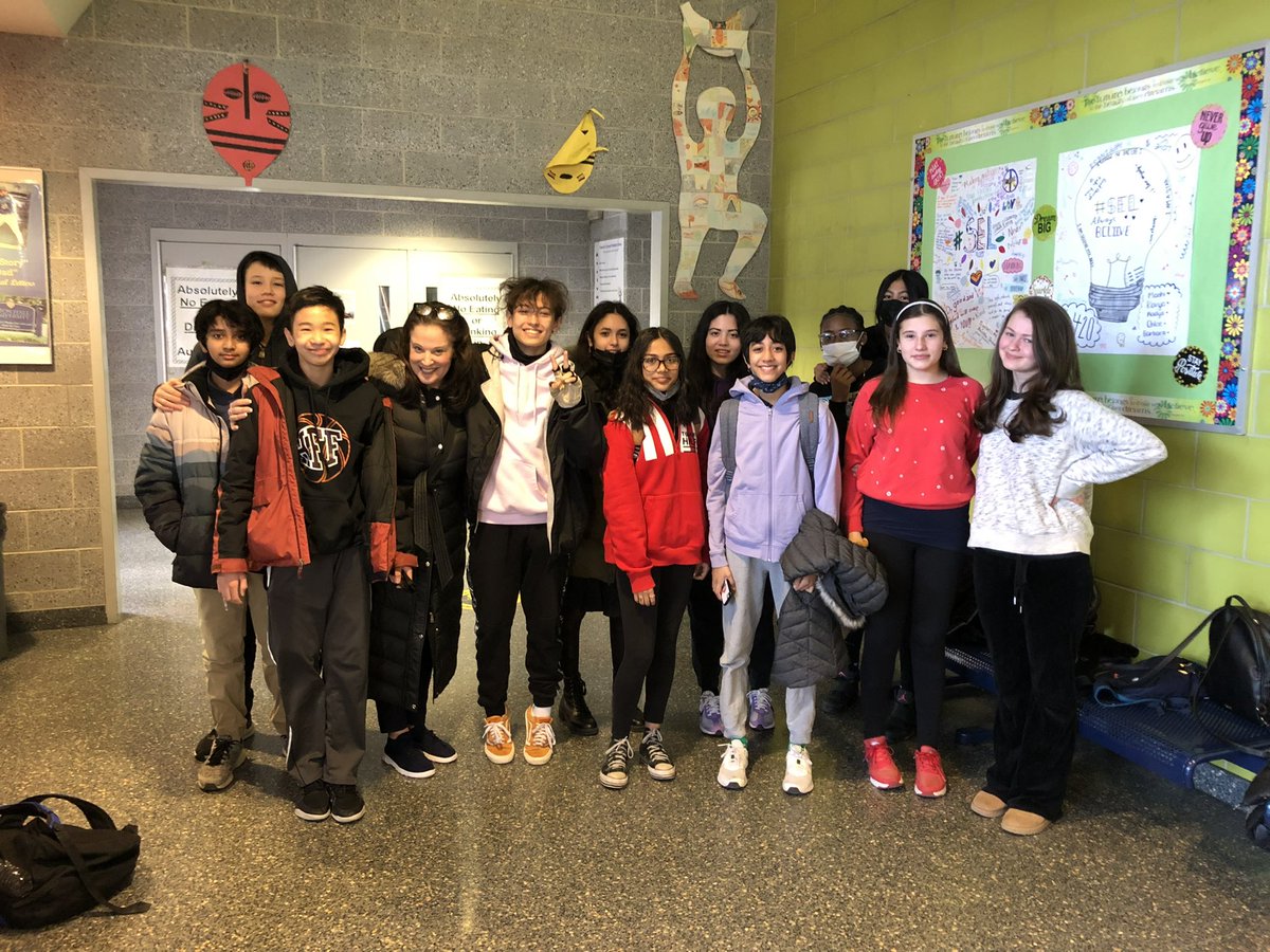 FrankConwellMS4's tweet photo. @FrankConwellMS4 DTC students attended PIPPIN at NJCU with our Drama teacher, Ms. Jacobs. They also took a tour of the campus. #MS4Wizards #MS4dramastudents #fieldtrip https://t.co/cTIV7FY7pE