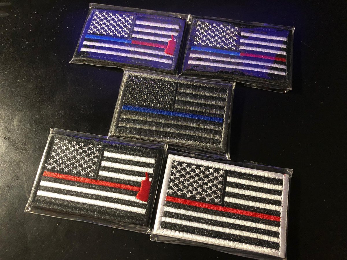 TributeCopCar's tweet photo. ⚫️🔵⚫️ 🇬🇧 🇨🇦 🇺🇸 #ThinLines 
#ThinBlueLine = Law Enforcement 
#ThinRedLine = Fire/Rescue 
#ThinBlueRedLine = 1st responders 
#ThinGreenLine = Military 
#ThinPinkLine = Military Ladies
#ThinYellowLine = Operators 
#ThinWhiteLine = Medical Staff 
#ThinOrangeLine = Disaster Relief https://t.co/BaS9qWMNrx