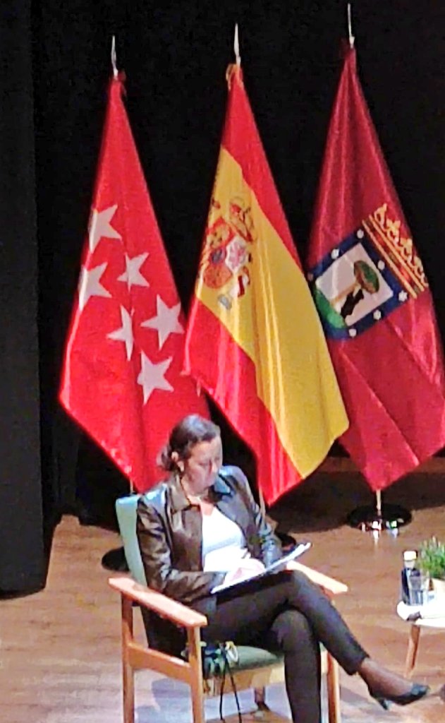 LolaNavarroArg tweet picture