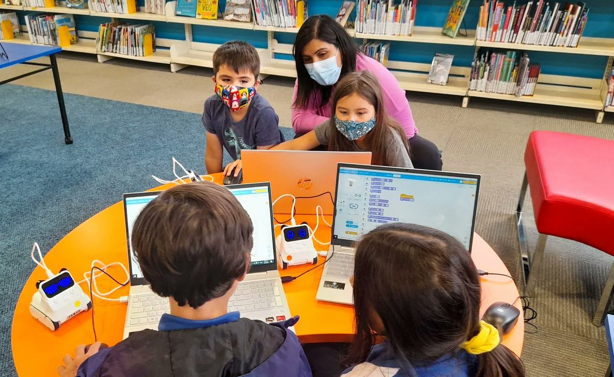 porirua_city's tweet image. Nau mai, haere mai ki Porirua City. 🐰 🍫 🥚
Join us for Easter 2022 👉 poriruacity.govt.nz/easter
#DriveInMovie #EasterEggHunt #ColouringCompetition awesome prizes up for grabs