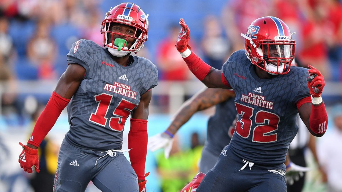 After a great conversation with <a href="/BrentDearmon/">Brent Dearmon</a> I am blessed to receive a offer from the University of Florida Atlantic <a href="/EarlGill10/">Earl Gill</a> <a href="/ArElite100/">Arkansas Elite 100</a> <a href="/LibertyEylauAth/">Liberty-Eylau Athletics</a>