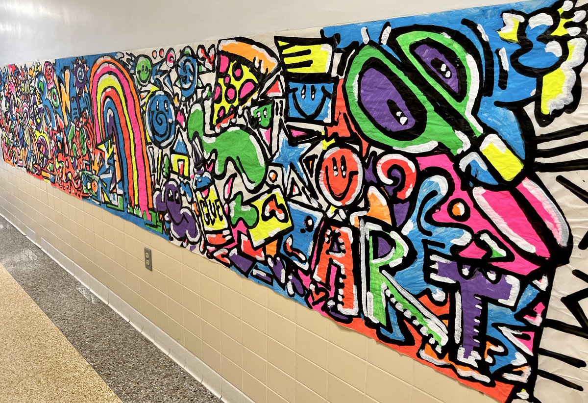 🎨The Trimmer #ArtAttack is under way! 🖌All 4th and 5th grade students worked collaboratively to paint and create large murals that are featured throughout the building!🖼 #ARTAttack #Wyproud #WYART @wyasdblue @WYBulldogArt @cassiestephens thanks for the dauber inspiration!