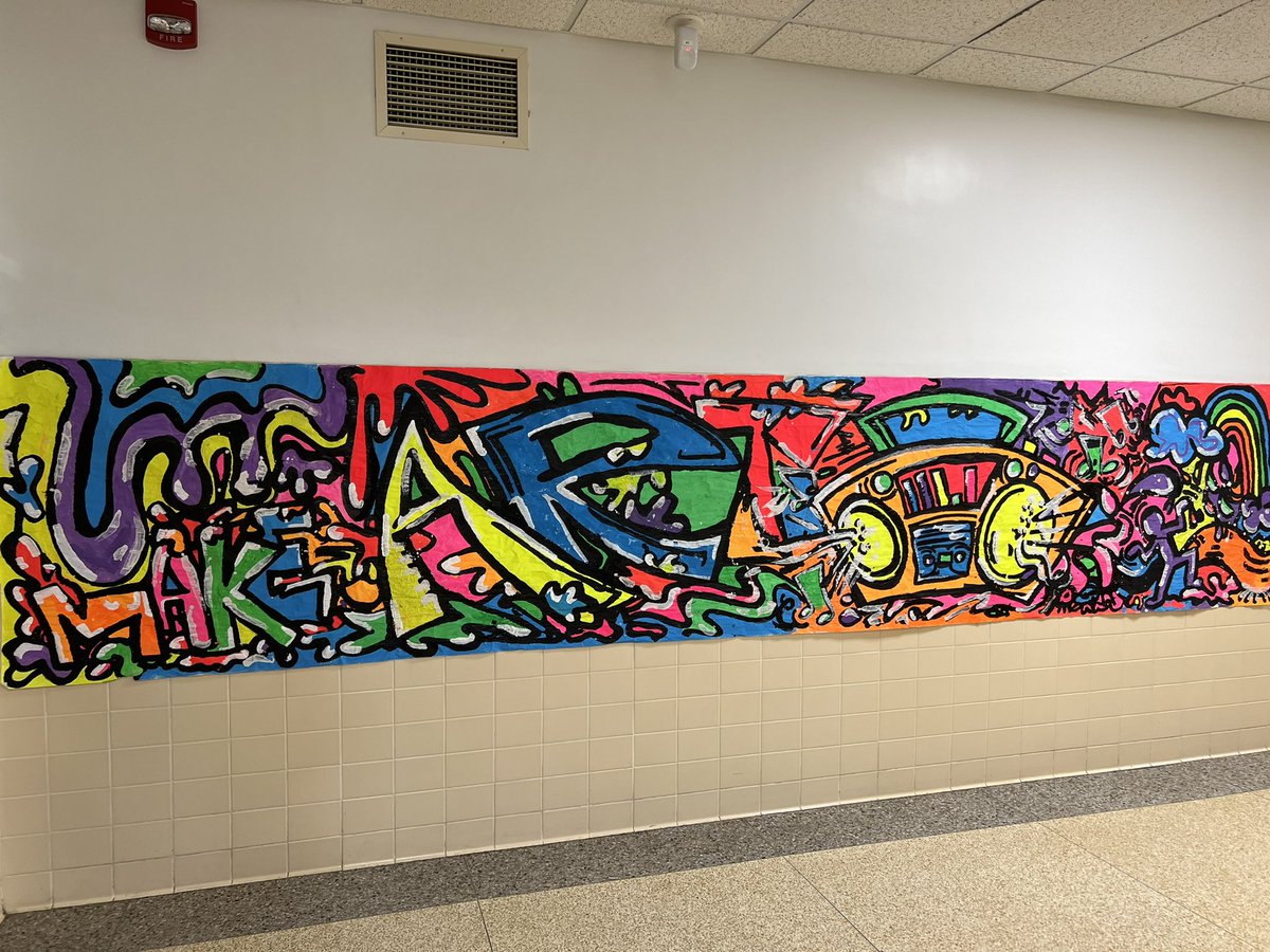 MrsLoucksWY_ART's tweet photo. 🎨The Trimmer #ArtAttack is under way!  🖌All 4th and 5th grade students worked collaboratively to paint and create large murals that are featured throughout the building!🖼
#ARTAttack
 #Wyproud
#WYART
@wyasdblue 
@WYBulldogArt 
@cassiestephens thanks for the dauber inspiration! https://t.co/Lp6HIgHgqa