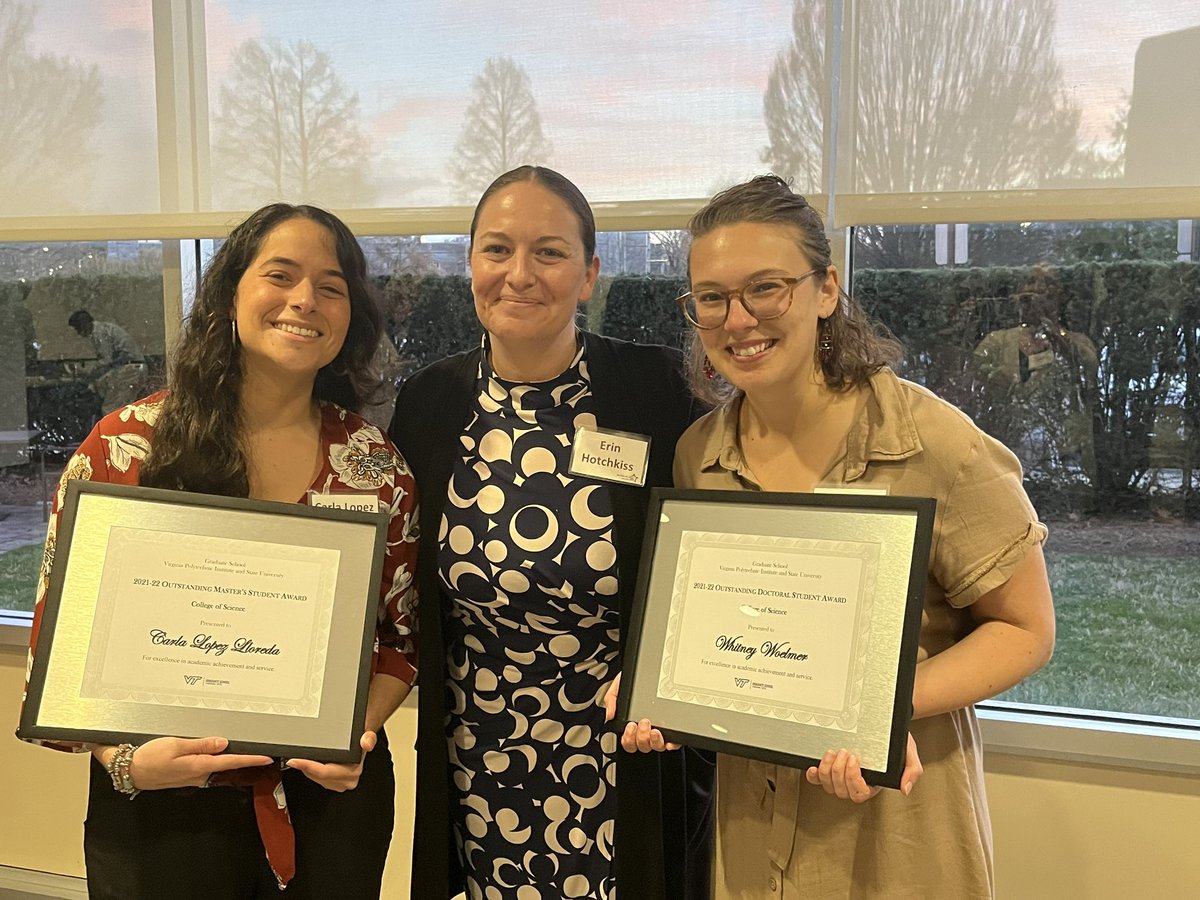 CarlaLopezPR's tweet photo. Very excited and grateful to have been able to celebrate the @VT_Science outstanding Master’s student award along with my awesome advisor @FluvialBenthos and outstanding PhD student @whittercritterr 💙 https://t.co/fjhLmDNglY