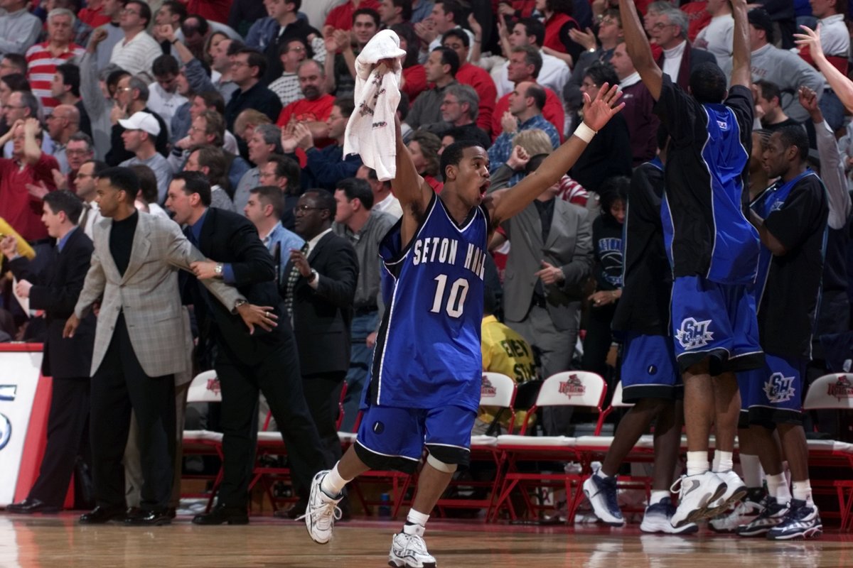 NJBBallProject's tweet image. Congrats to #njhoops legend and now new Seton Hall head coach Shaheen Holloway.