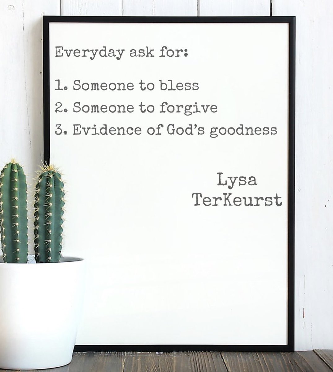 BatmanEducator's tweet photo. @LysaTerKeurst on the dream big podcast by @bobgoff https://t.co/iDQ8p8blUQ