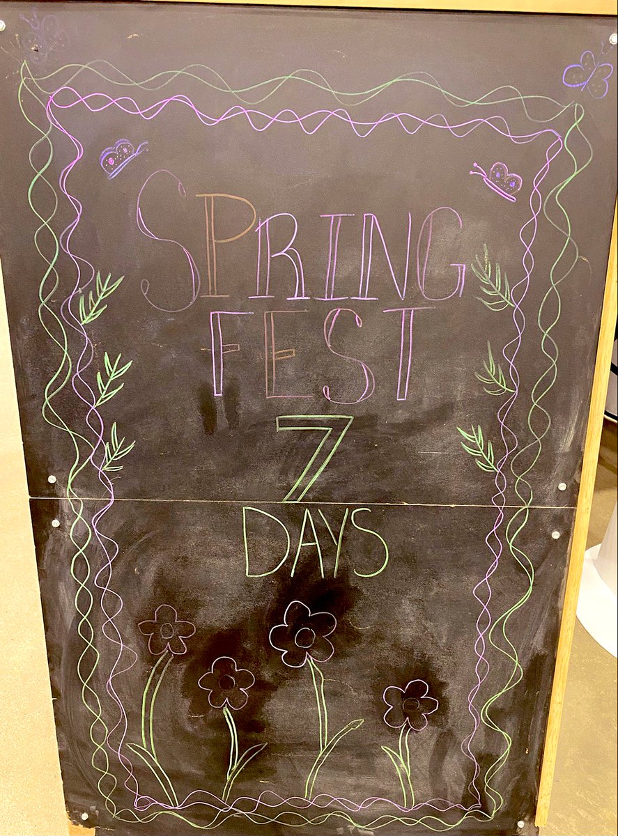 Lowe’s Spring Fest 2022 🌸🌞🌿 
April 8th 🗓
#Springishere #Spring2022 #Bluebox #Loyalty #SaveTheDate #Lowes