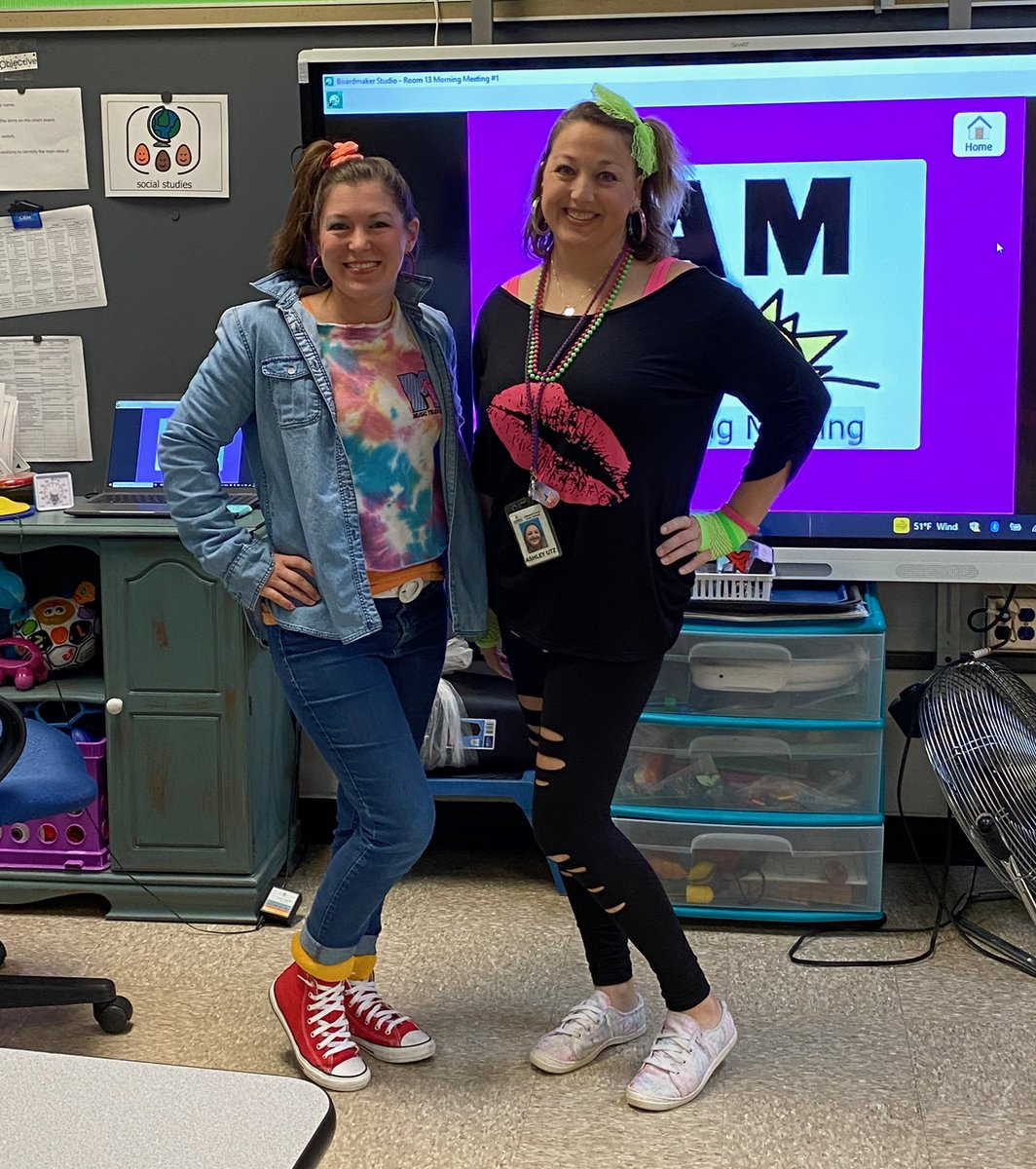 CHPCRUSADERS's tweet photo. Turning back time today with “way back Wednesday” but looking forward to spring break! #MarchMadnessSPIRITweek #wereCHP @JCPSKY @JCPSZone2 https://t.co/Jd49fC4dAR