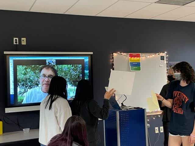 Thank you to the admins+Ts+design experts for generous contributions+ expertise shared with Art 1 Ss about preliminary iterations of design challenge <a href="/GeneralsPride/">Washington-Liberty HS</a>.
#design #designthinking #impactforchange <a href="/teacherburgos/">elizabeth burgos</a> @dmiris2 <a href="/DavidAStubbsII/">David Stubbs Design</a>