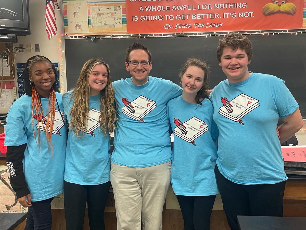 MrLittleScience's tweet photo. After 30+ weeks, our in-class time has come to an end. Their hours and hours of hard work was truly impressive. I can’t wait to see what happens May 2. 👀 I’ll be missing my #APChem family tomorrow. #GetThat5 #BuildingBethlehem @BethlehemAreaSD @LibertyHigh @hbailey3LHS https://t.co/L0cp909UU8