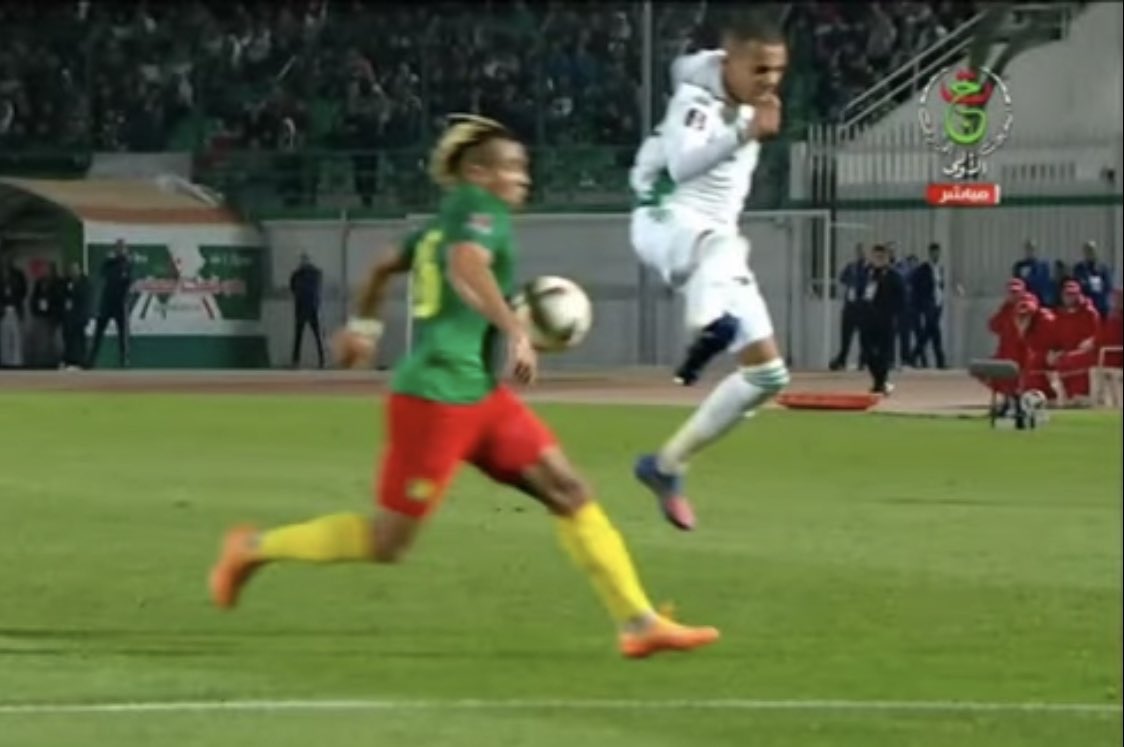 v_dawa's tweet photo. @FIFAWorldCup @CAF_Online #Algeria_and_Cameroon_match_unjust_Bring_usback_the_match_Where_is_FIFA_ 
#Algeria_and_cameroon_match_injust_bring_us_back_the_match_where_is_FIFA_where_is_VAR 
#algeria_and_cameroon_match_unjust_bring_us_back_the_match https://t.co/hN3S3IkjQO