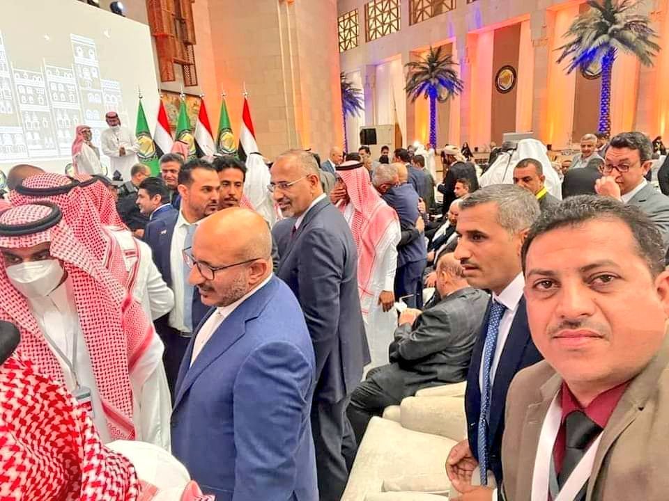 المدعومان إماراتيًا يتصدروا المشهد السياسي 😌

الان جماعة الاخوان طلع لهم الضغط و السكر