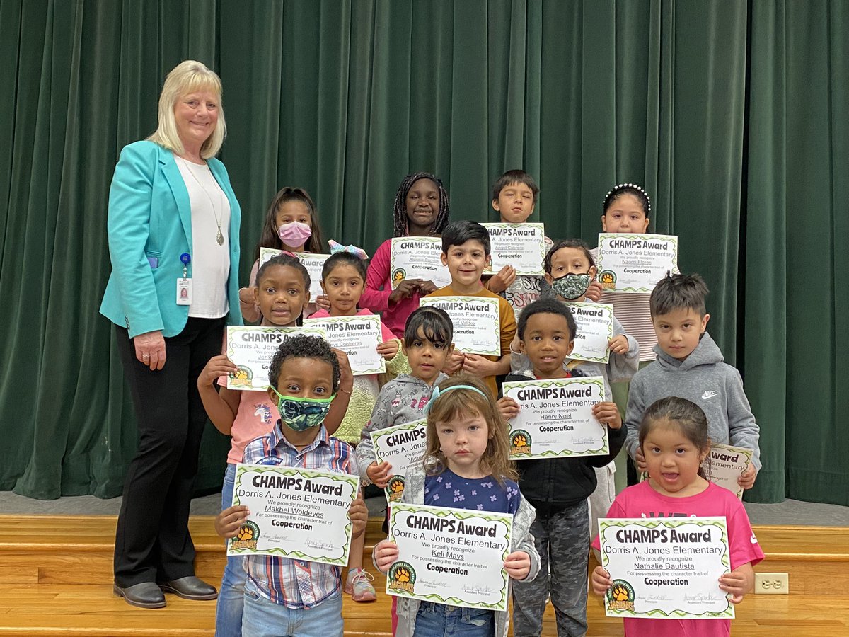 Mrs. Rivera tweet media