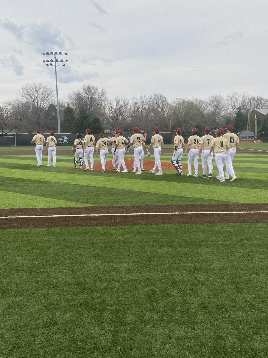 Hopefully we keep posting photos like these! Niners hold on for the 6-4 win.<a href="/AndresAllred/">Andres Allred 🇲🇽🇺🇸</a> 2-3 2B 2RBI, <a href="/MasonBarth31/">Mason Barth</a> 1-3 2R 2SB, <a href="/DraykBowen/">Drayk Bowen</a> 1-3 2RBI, and <a href="/ConnorHinkel/">Connor Hinkel</a>  gets the 9 out save 2Ks, 1ER. #Work2do #Chasing8 #GodFamilyAndreanBaseball