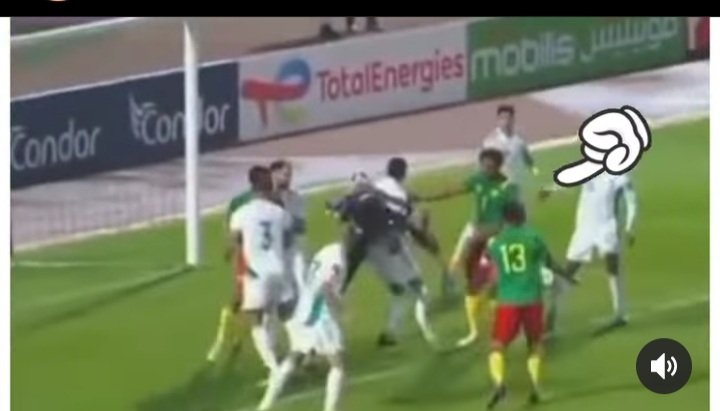 v_dawa's tweet photo. @AssalaOfficial #algeria_and_cameroon_match_unjust_bring_us_back_the_match 
#Algeria_and_Cameroon_match_unjust_Bring_usback_the_match_Where_is_FIFA_ 
#Algeria_and_cameroon_match_injust_bring_us_back_the_match_where_is_FIFA_where_is_VAR https://t.co/kyHswPNzRX