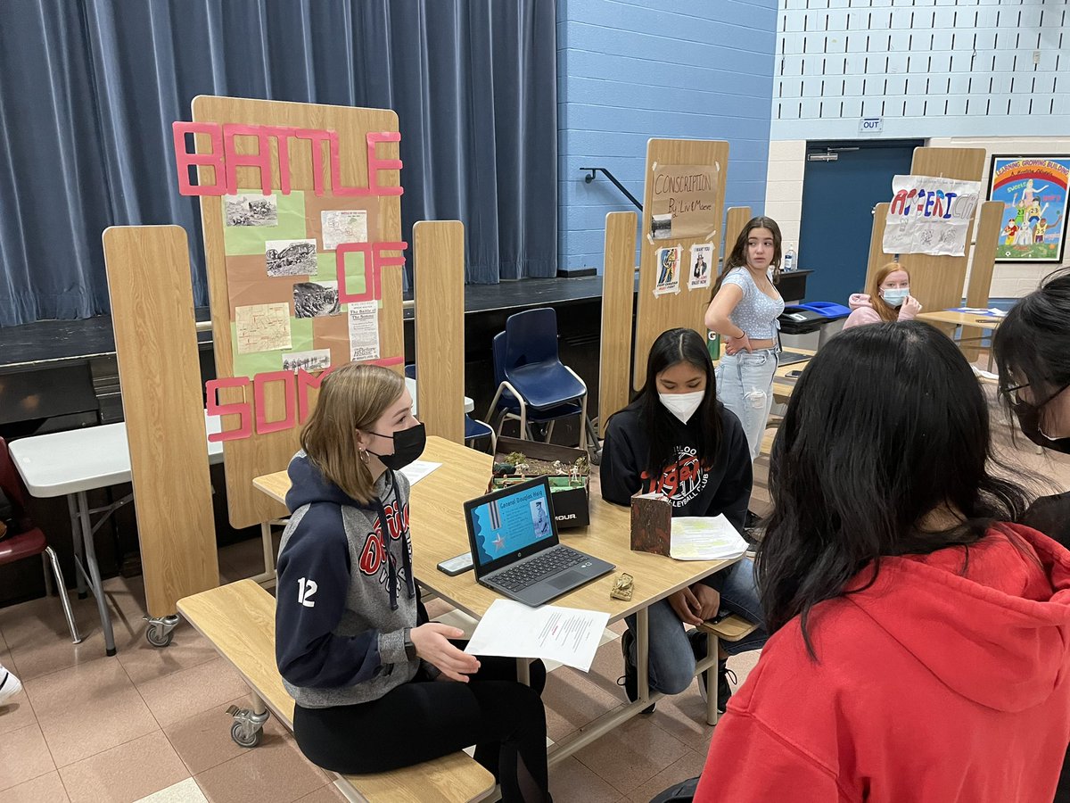 MsGodkin's tweet photo. The ILP @ResCSS students completed their World War I exhibitions today,  presenting to their grade 10 peers #wcdsbawesome #creativity #Collaboration #projectbasedlearning @RossiClass https://t.co/wM8Nwt4Xo1