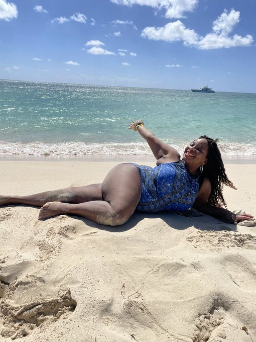 Real Asses Matter #bigbody #beauty https://t.co/3T5IDJe0y4<a href="/tag/bigbody"class="tags">#bigbody</a><a href="/tag/beauty"class="tags">#beauty</a>