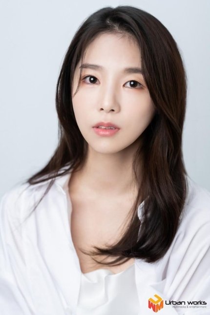 KpopGirlzBands1's tweet photo. #Seoyeong ex miembro de #HelloVenus a firmado contrato con #UrbanWorks (empresa de #Minju)
https://t.co/tzhf7kkQdM https://t.co/1oII9H4p87