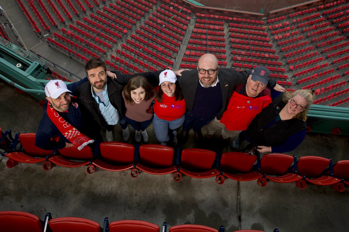 psdifabio's tweet photo. Very excited to see ⚾️ come back to Fenway next month, but before March ends a little #TBT to a pretty cool ⚽️ thing we did there earlier this month. 
Huge thanks to the teams at @FenwayPark, @RedSox, and @FenwaySportsMgt for helping make this #GREATCalling event happen. #YNWA https://t.co/u3ibmxBQkr