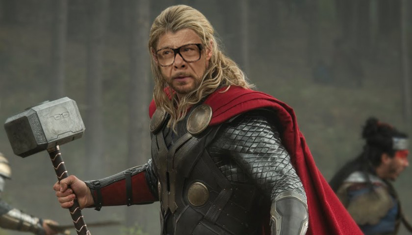 QtsGameQuest's tweet photo. Danny Odinson, is the bane of all giants as he wields his great hammer VÏtnir. @DannyDeVito #bootywave https://t.co/VLTsgHcMIt