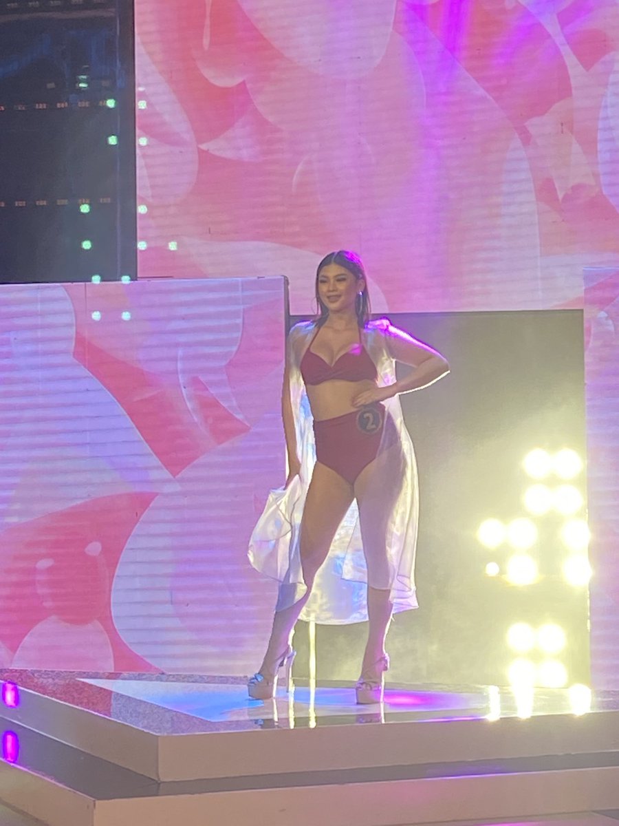 ViceGandaorg's tweet photo. itsShowtimeNa: Kung si Ma. Bea Bianca Billena ang bet niyong tanghaling Showtime Sexy Babe, mag-tweet na gamit ang OHT for today na #ShowtimeHotStuff https://t.co/nqbzkw84gk