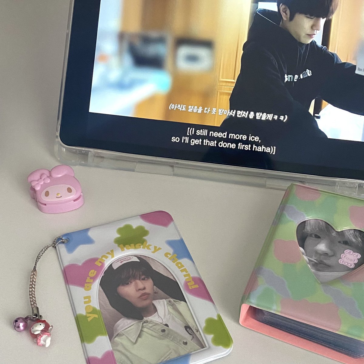 cafeseungs's tweet photo. my lucky charm https://t.co/ObXnmDZy2T