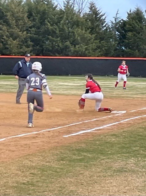 Gainesville Cardinal Softball tweet media