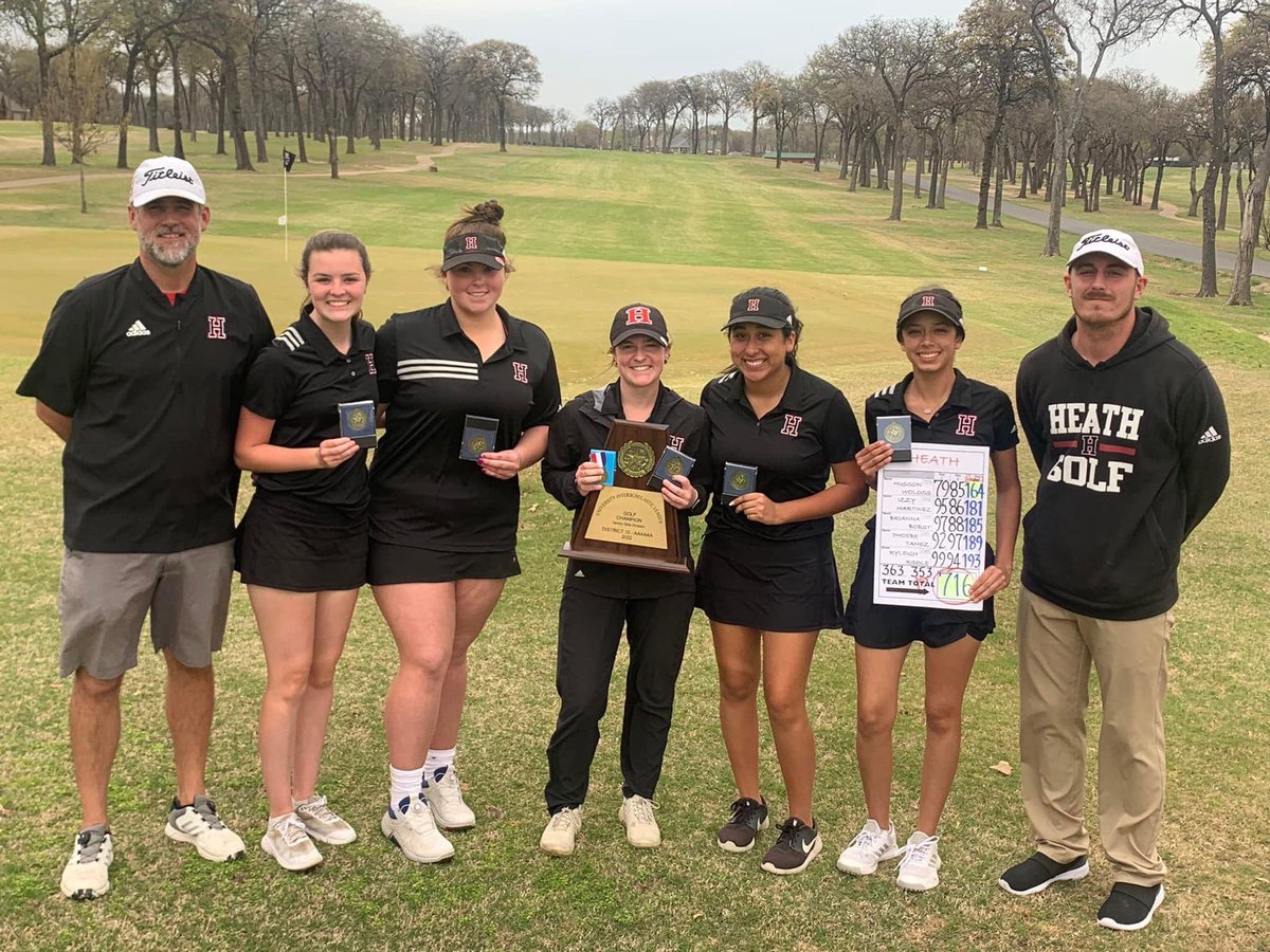 The Lady Hawks girls golf squad are District Champs! 🏆 
#WTD | <a href="/RHHSGirlsGolf/">RHHS Girls Golf</a>