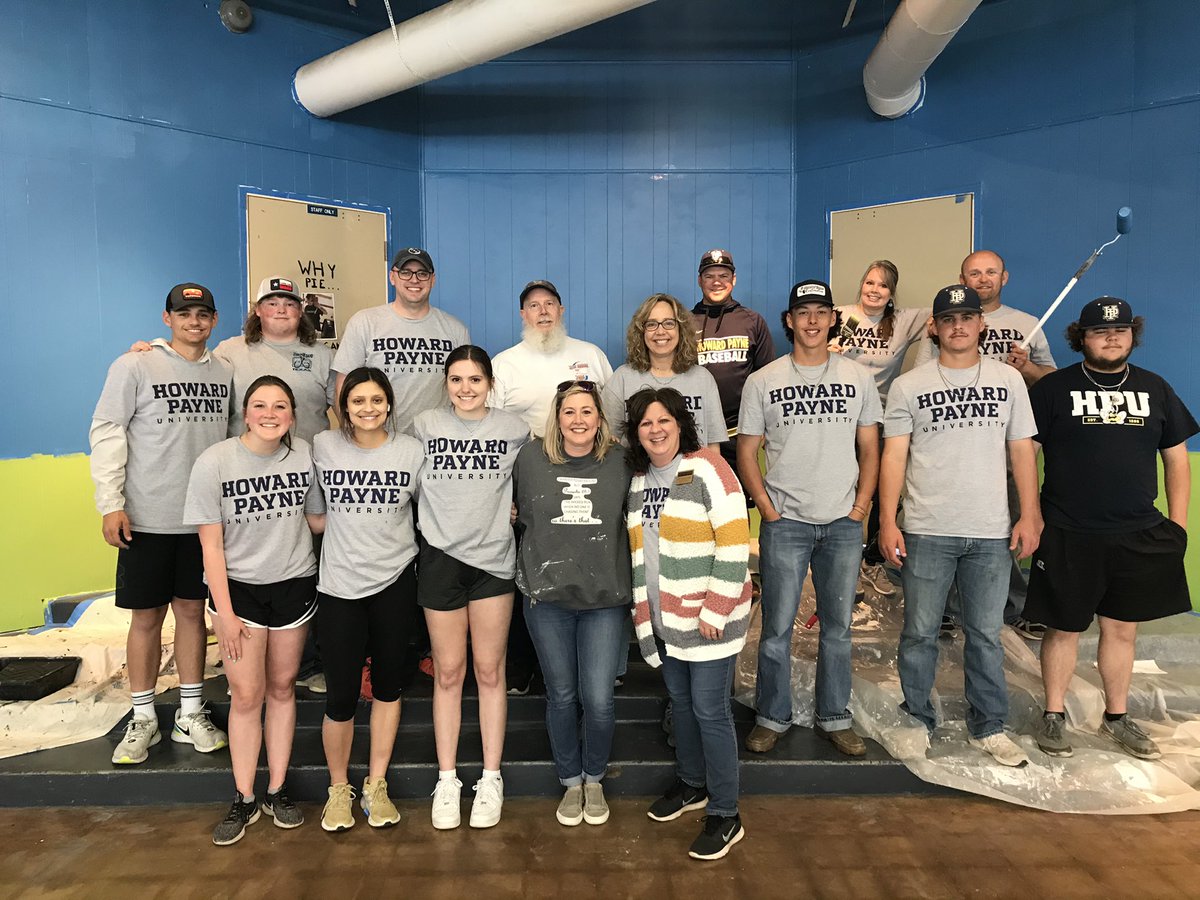 HowardPaynePres's tweet photo. Our first ever William B. Dean, D.O. Community Impact Day couldn’t have gone better today.  Sixteen locations, over 400 volunteers.  Love seeing our HPU family loving our community. https://t.co/H6VTAhIjvC