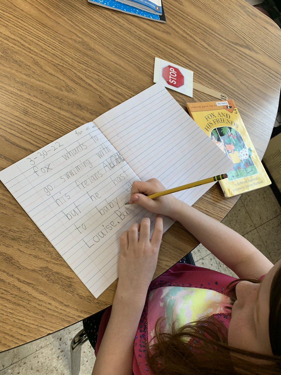 TheHopkids's tweet photo. Hopkids responding to text with their Response Notebooks 📓 #Foxbooks @TheHopkids @WWP_Dalers https://t.co/K35w7vbY15