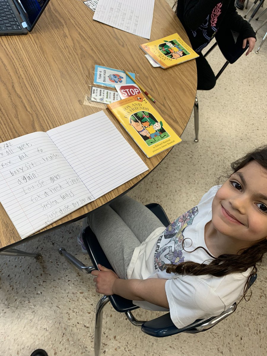 TheHopkids's tweet photo. Hopkids responding to text with their Response Notebooks 📓 #Foxbooks @TheHopkids @WWP_Dalers https://t.co/K35w7vbY15