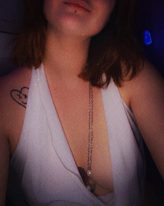 Come see my naughtiness on #onlyfans 🥺💕🥺 #camgirlِ https://t.co/e5tnaKbcEq<a href="/tag/onlyfans"class="tags">#onlyfans</a><a href="/tag/camgirl%D9%90"class="tags">#camgirlِ</a>