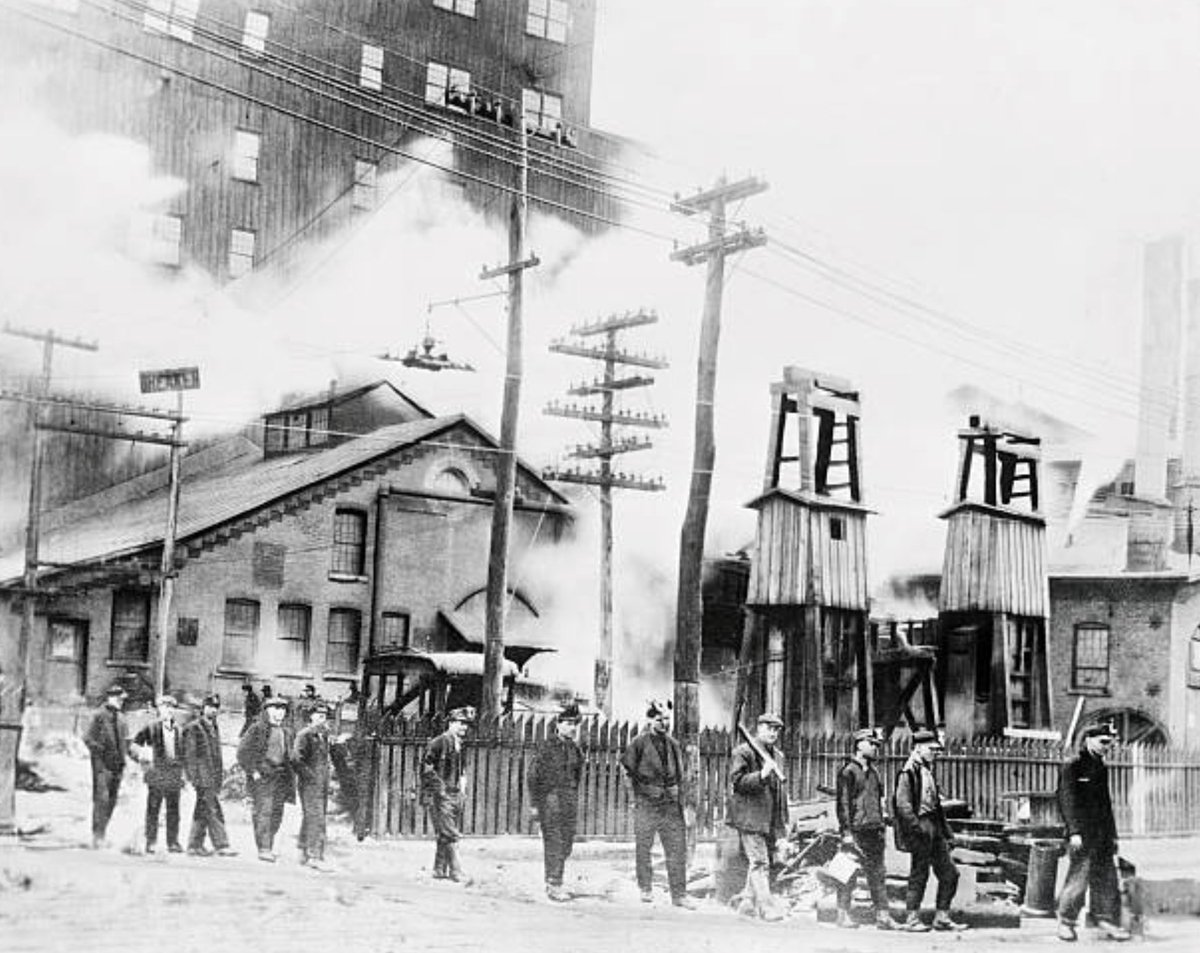 500,000 members of the United Mine Workers of America start a coal strike across the United States. Workers at Scranton, Pennsylvania walking out of their jobs: