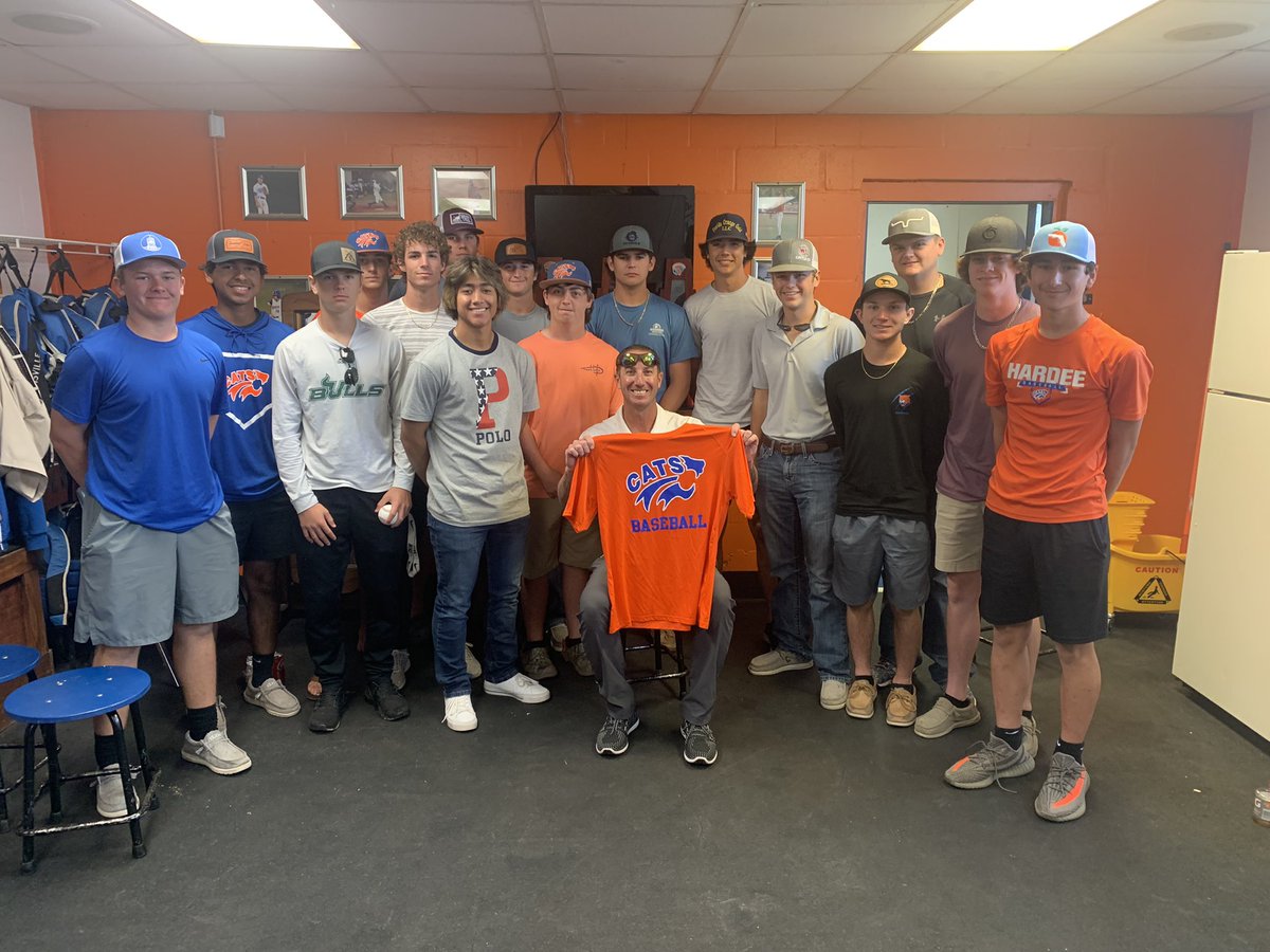 CoachRewis tweet media