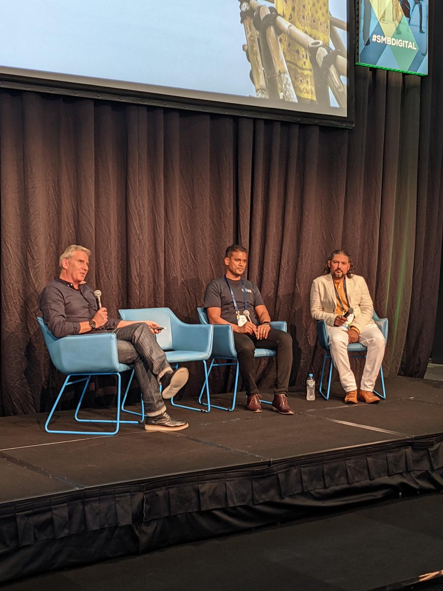 wiiseaus's tweet photo. On now: Charlie Wood is joined by Ron Gounder and CEO of Illuminance Solutions Nilesh Makwana to discuss what supply chain resiliency looks like for small businesses. If you're at @smbdig today, head on over to Theatre 1 right now.
#smbdigital #smallbusiness #resilientbusinesses https://t.co/Hj7XA7VXTE