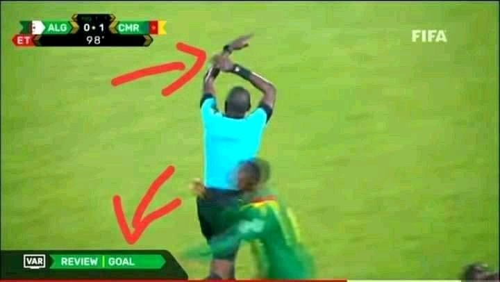 azeddineGang's tweet photo. @FIFAWorldCup @FecafootOfficie Tendance twitter :
#reply_match_algeria_cameroon
#الماتش_يتعاود https://t.co/fDR2m9FnTT