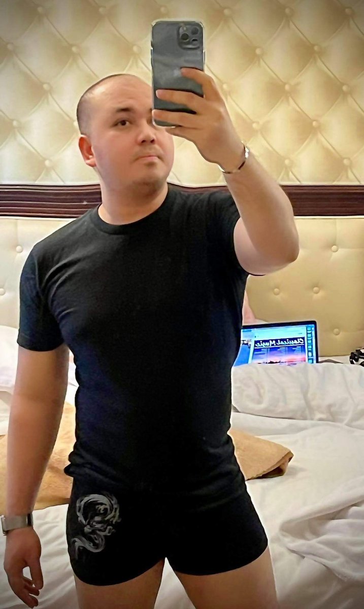 MikeGarcia08's tweet photo. Mirror selfie 🤳 https://t.co/Htu9nwOUbP