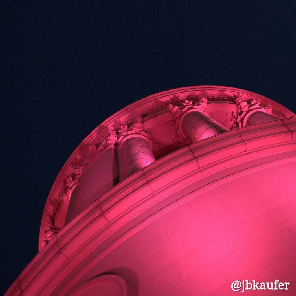 juice95m3's tweet photo. @TowerLightsCLE @clevelanddotcom @DowntownCLE Terminal Tower is even more beautiful up close. Instagram - cleveland_and_beyond https://t.co/HHrsA04ozg