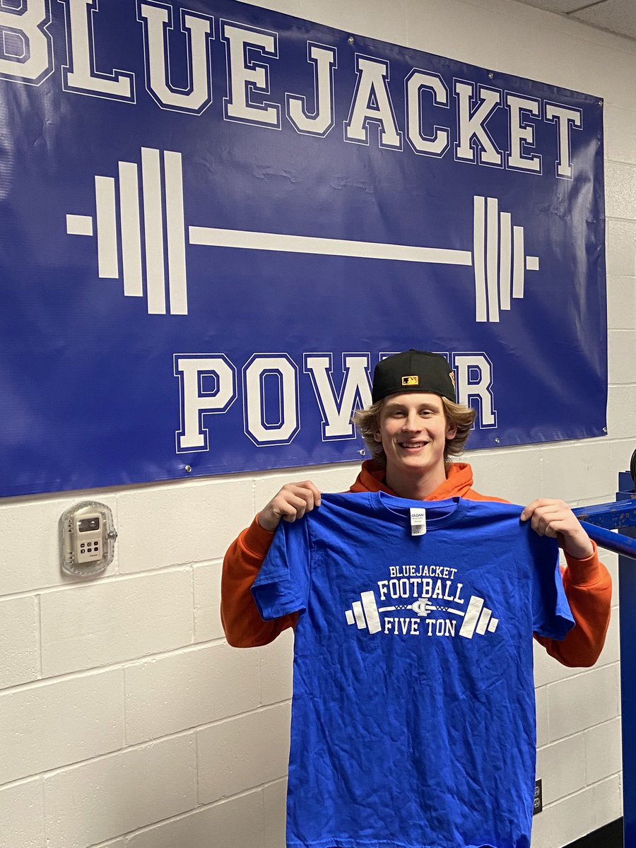 BluejacketFB's tweet photo. Racking up awards! Piling up awards! Moving Iron! Ryan, Emerson, Brady, Evan! #tonclub #jacketpride https://t.co/Z52O8EUzxa