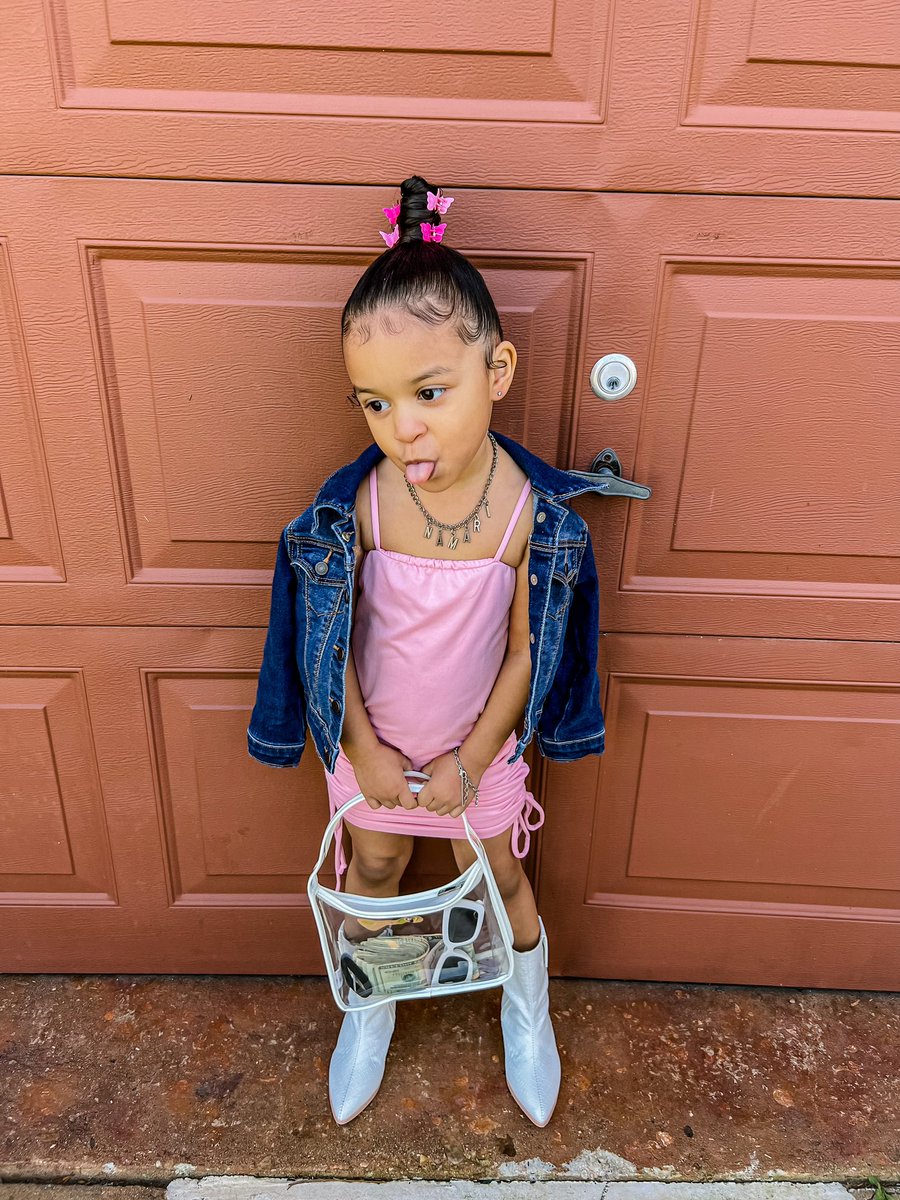 ThatSetter's tweet image. My mini 💅💅