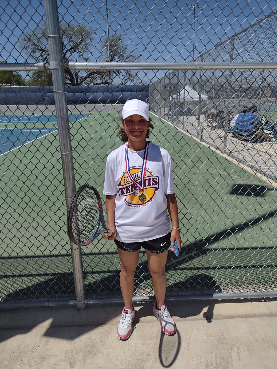 Great job by JV @ district today!
🥇Ethan
🥇Xavier/Damien
🥇Abby
🥇Brooks/Jilliyn
🥈Ted/Trinity
🥉Josh/Adam
🥉Tommie
🥉Bailey/Alanna