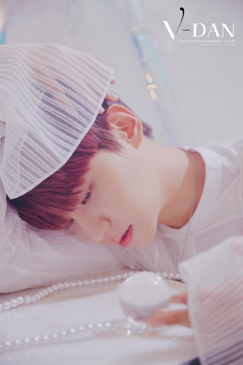 hyuk06081's tweet photo. 그래서 얘네 둘이 싸우면 누가 이김 https://t.co/e2VFFUidNx
